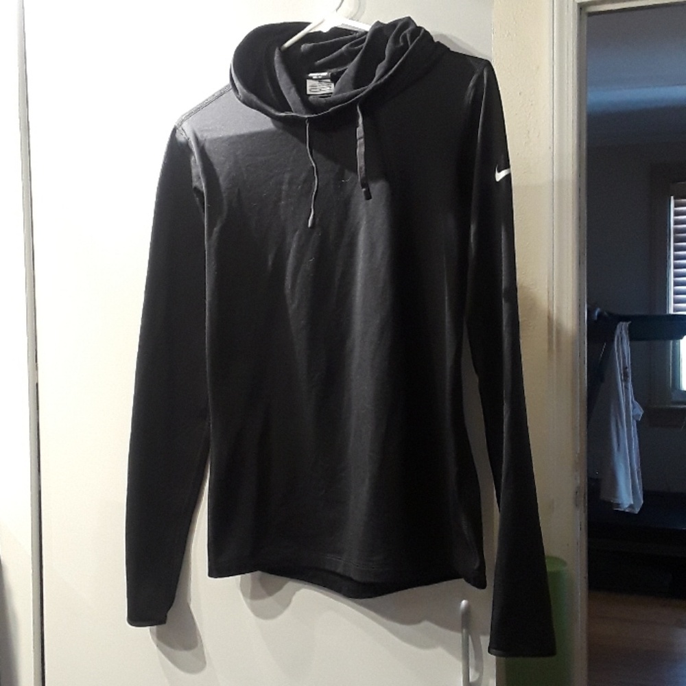 Nike pro dri fit shirt NWOT amazing breathable beautiful solid black thumbsholes